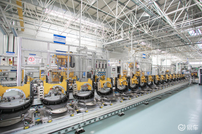 五大亮點(diǎn)升級，全新第三代榮威RX5詮釋硬核“強(qiáng)心臟”的知識產(chǎn)權(quán)內(nèi)核